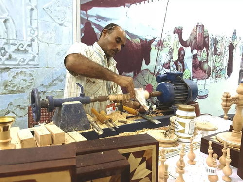 深圳文博会 非遗文创产品融合创新时尚，国际丝路风情凸显文化经纪人服务